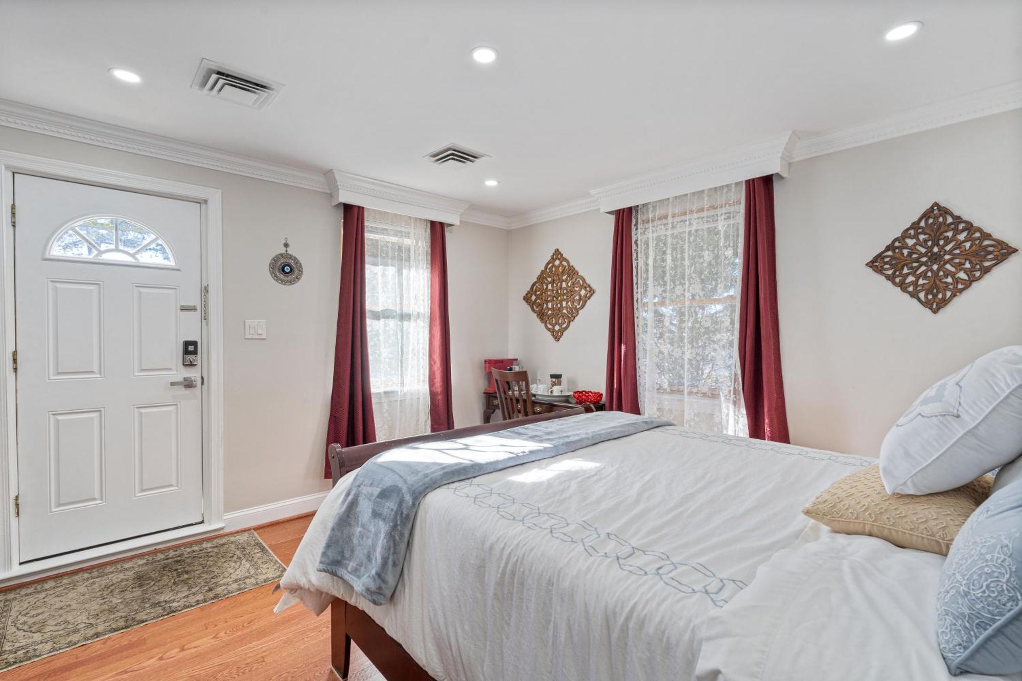 Charming Boutique Haven Hotel Fort Washington Exterior photo