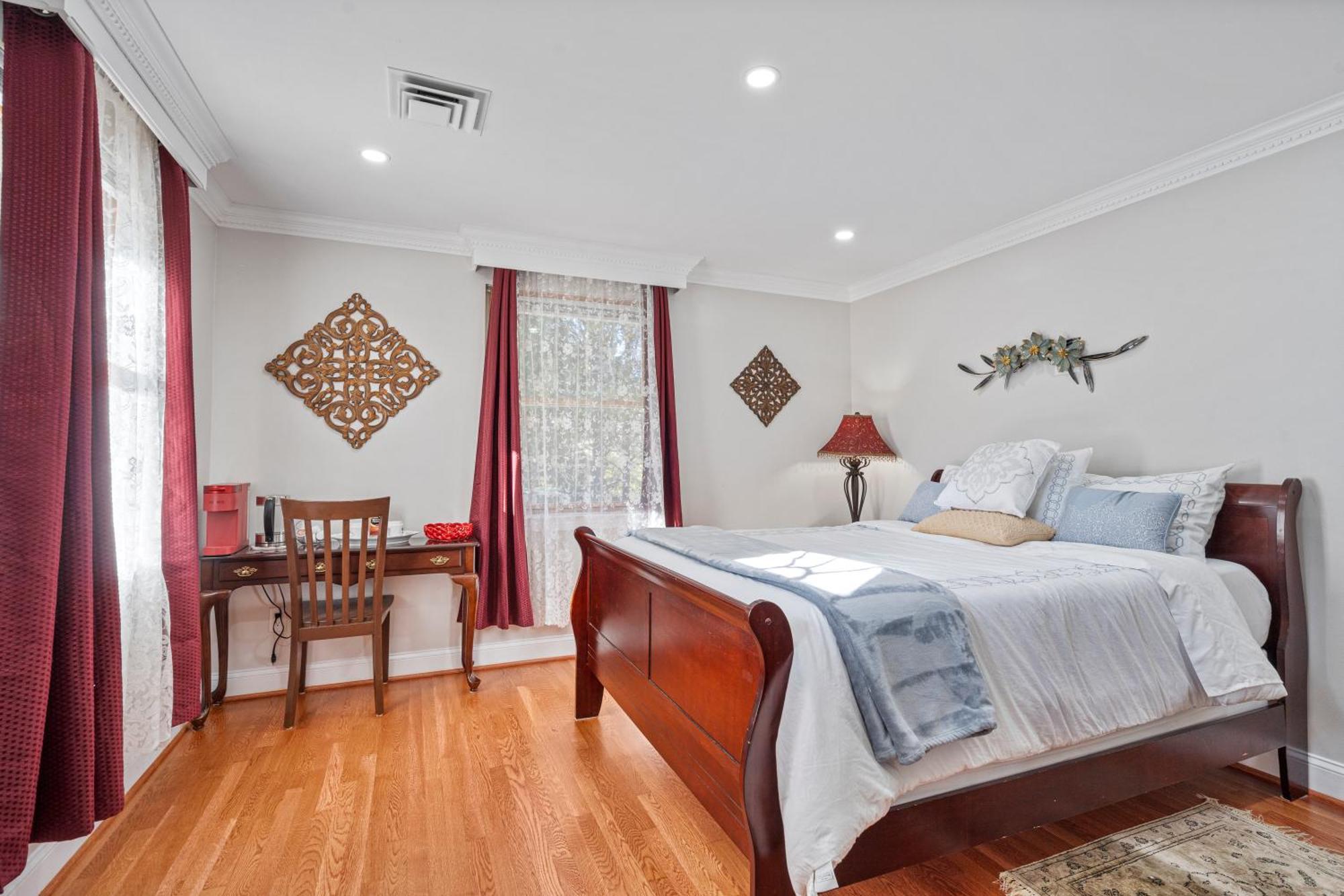 Charming Boutique Haven Hotel Fort Washington Exterior photo